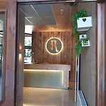 Hotel Pey 2*