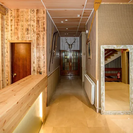 Pey Hotel 2*