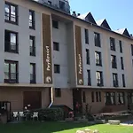 Pey Hotel