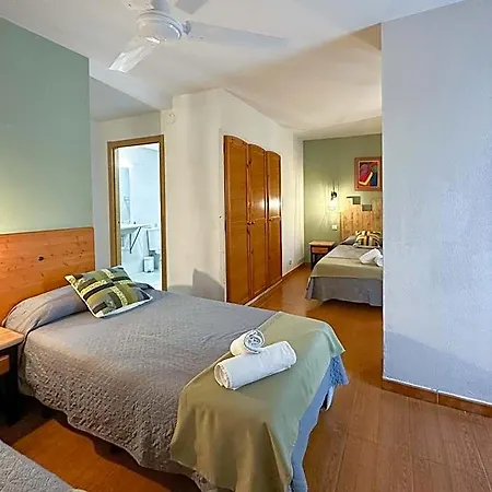 Pey Hotel 2*