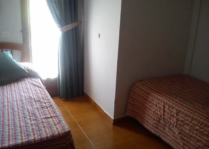 Hotell Pey 2*